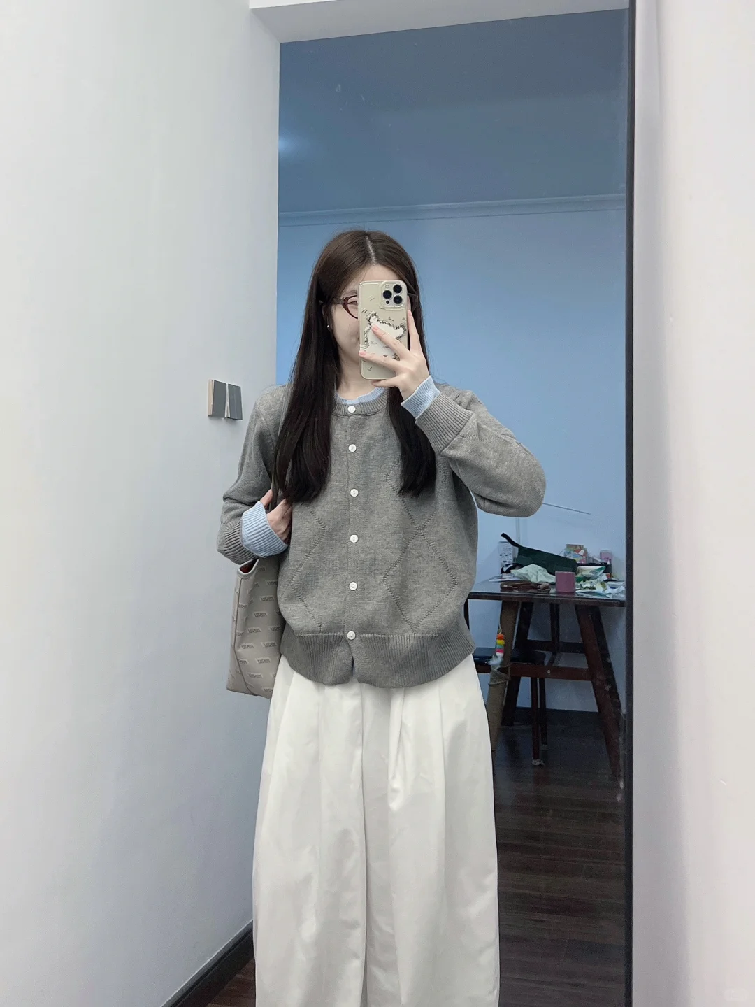 OOTD |🌨️蓝灰配色的假两件～