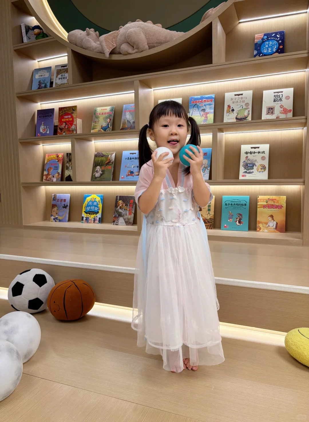 女孩子真的逃不过各种公主裙