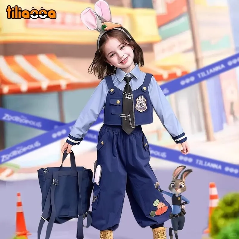 美国小朋友万圣节的服装筹备