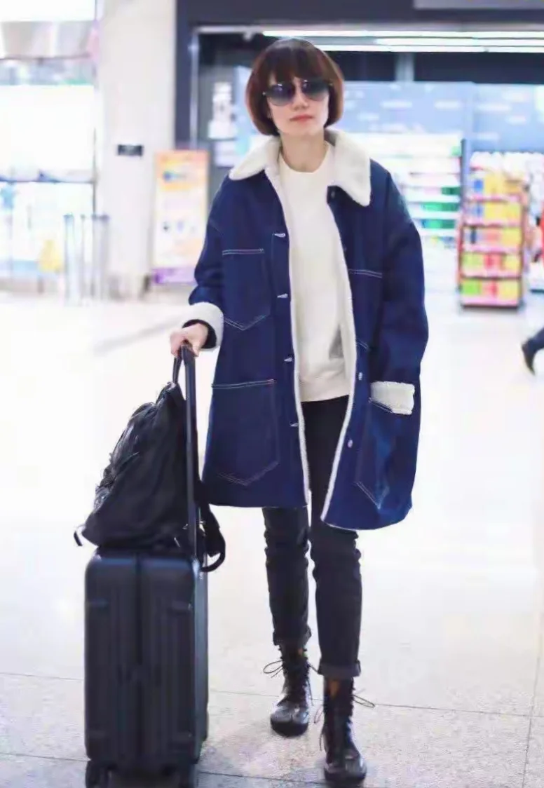 袁泉，简约穿搭尽显成熟女人风范