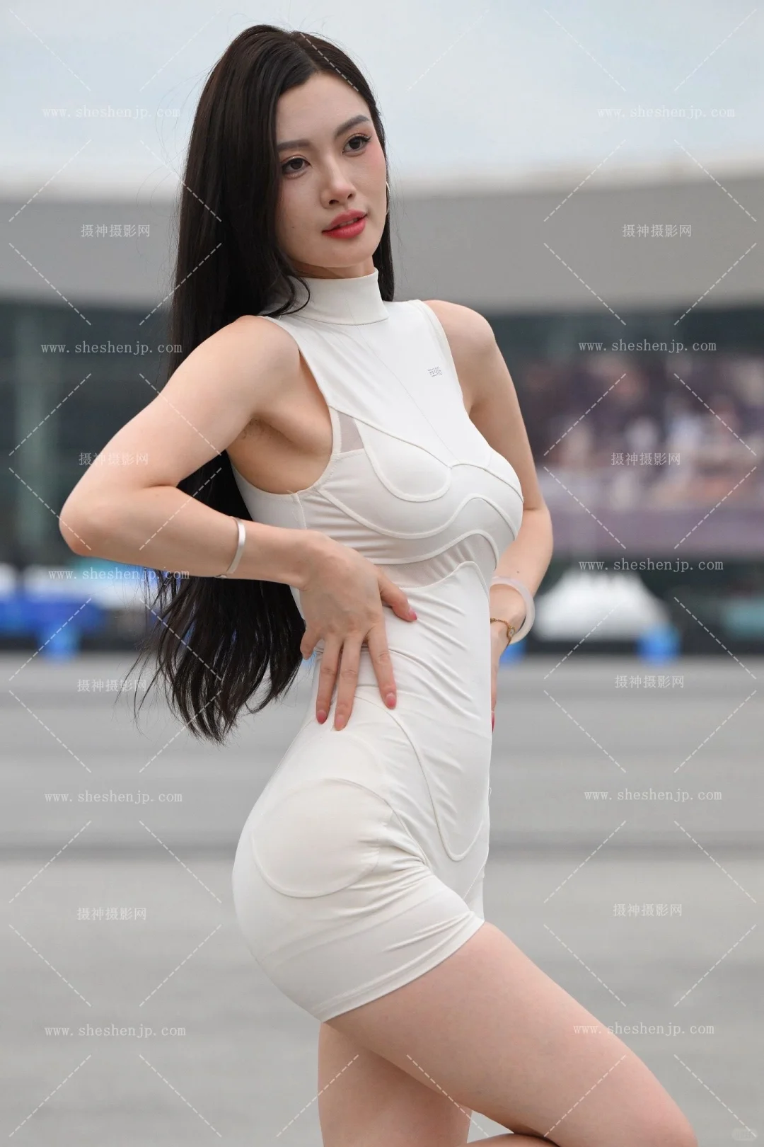 今日份壁纸/美月.