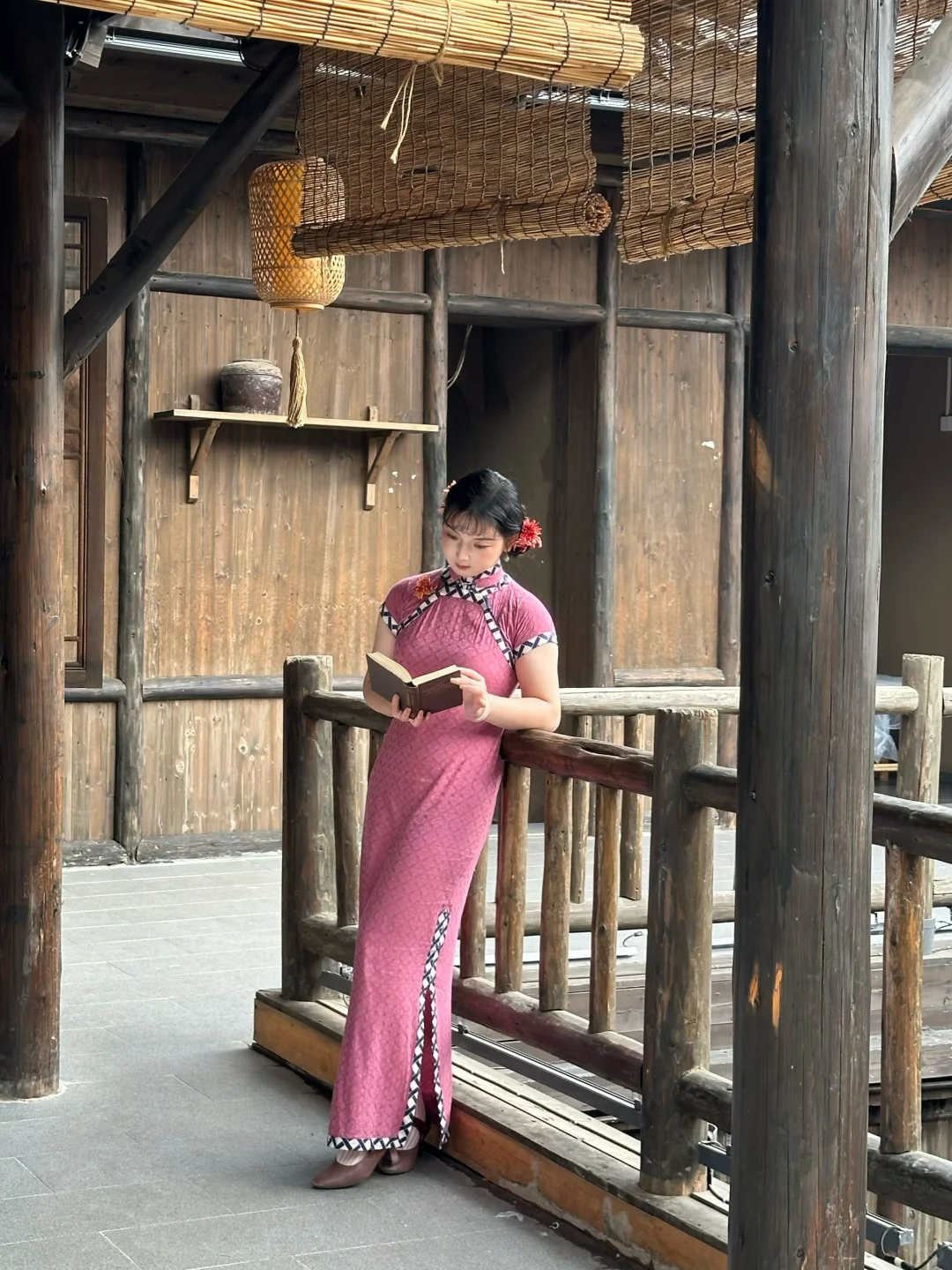 看看是谁在武汉拍到了画报风旗袍写真！