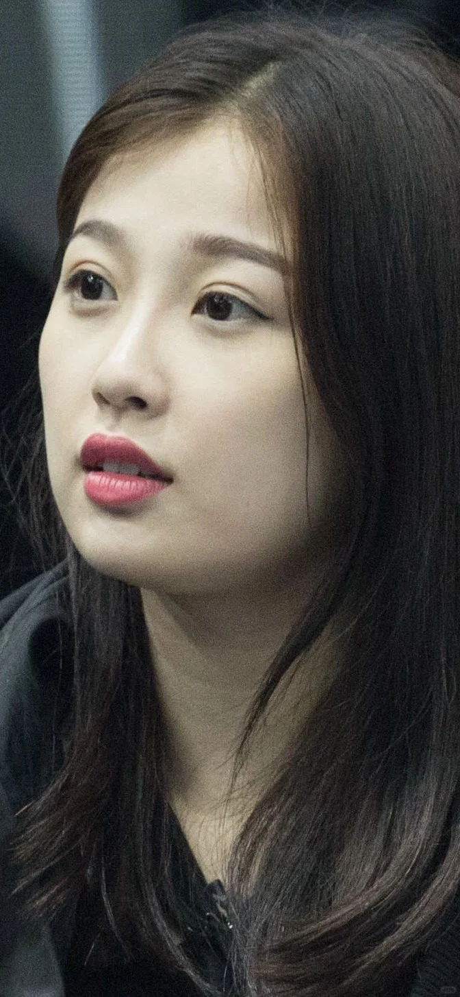 虞书欣早期 真清秀呀 美的