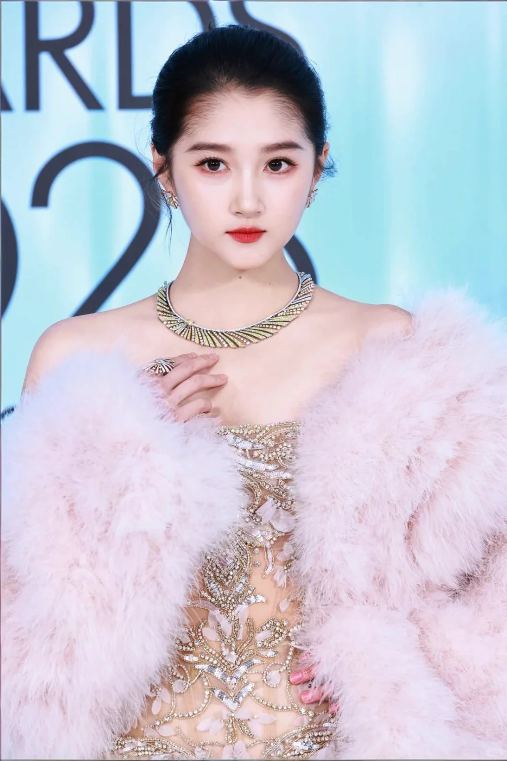 ELLE红毯生图大赏：杨幂、关晓彤、张予曦