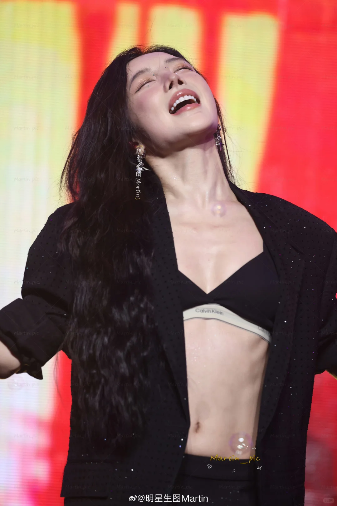 戴燕妮演出生图，姐姐魅力四射