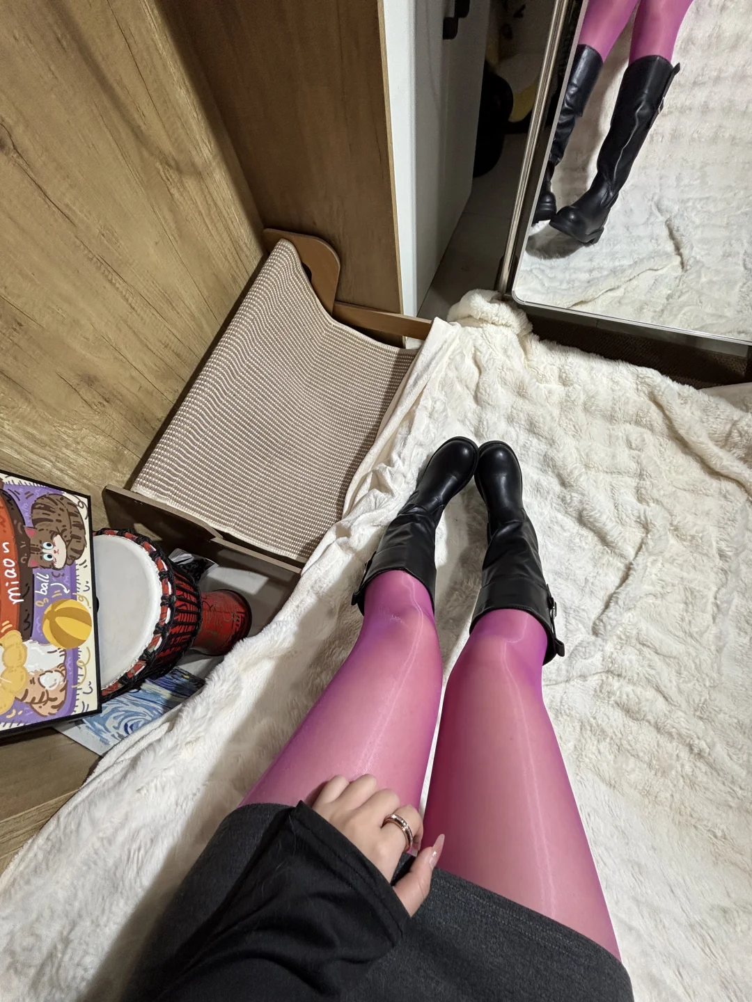 派对焦点袜！多巴胺极光色，甜妹一秒出彩