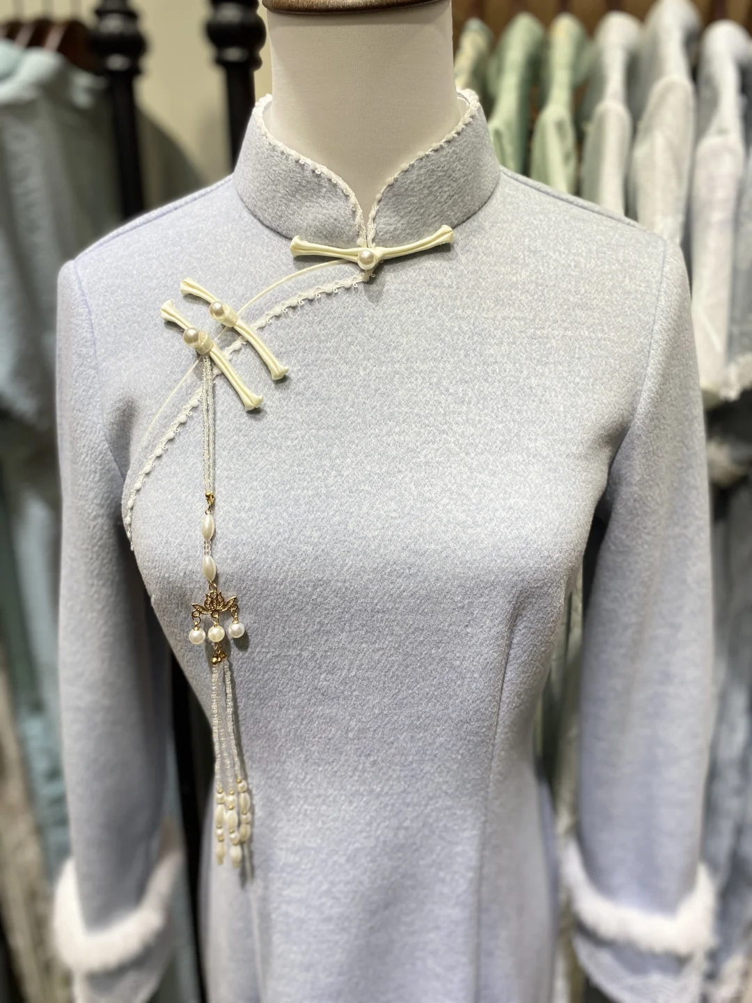 天津滨江）买啦三件百元旗袍开心！