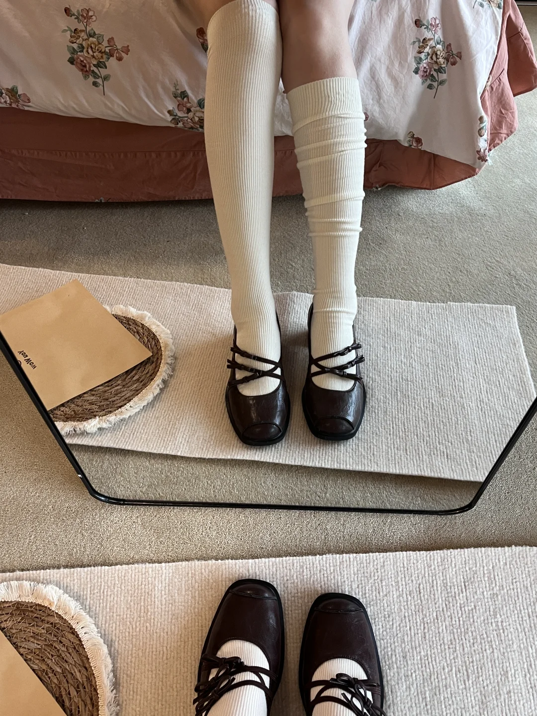 好喜欢我的长筒袜，秒变韩国女高