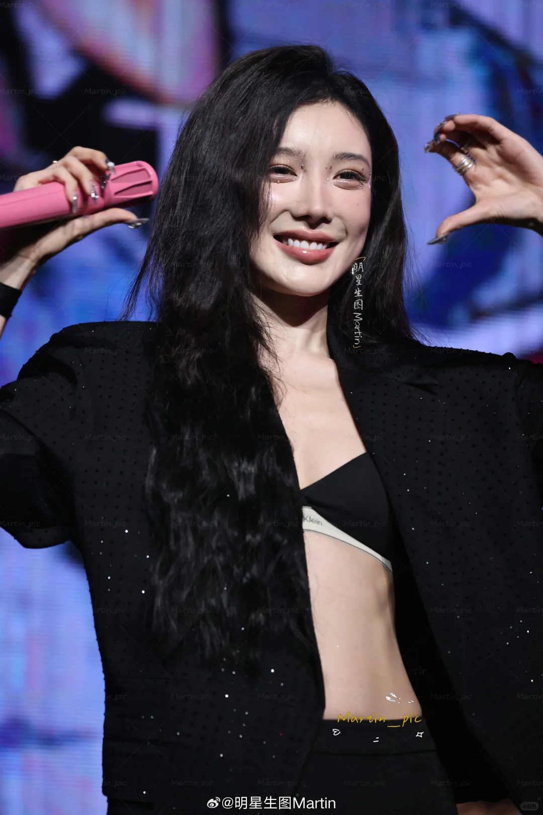 戴燕妮演出生图，姐姐魅力四射