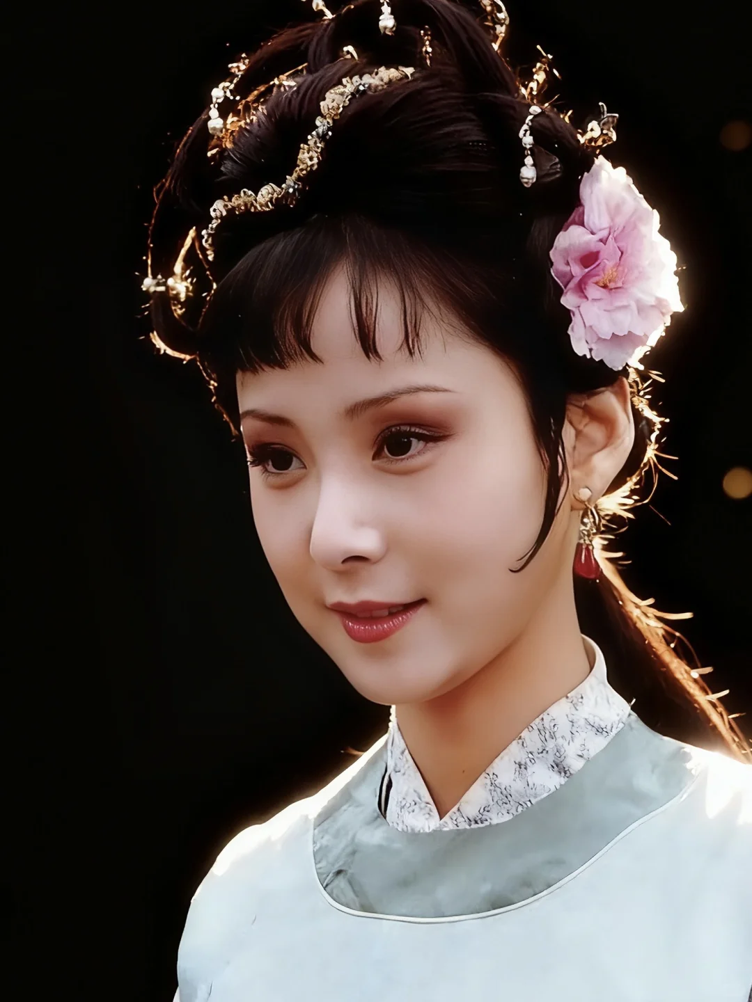 87版《红楼梦》晴雯定妆照：风流灵巧招人怨