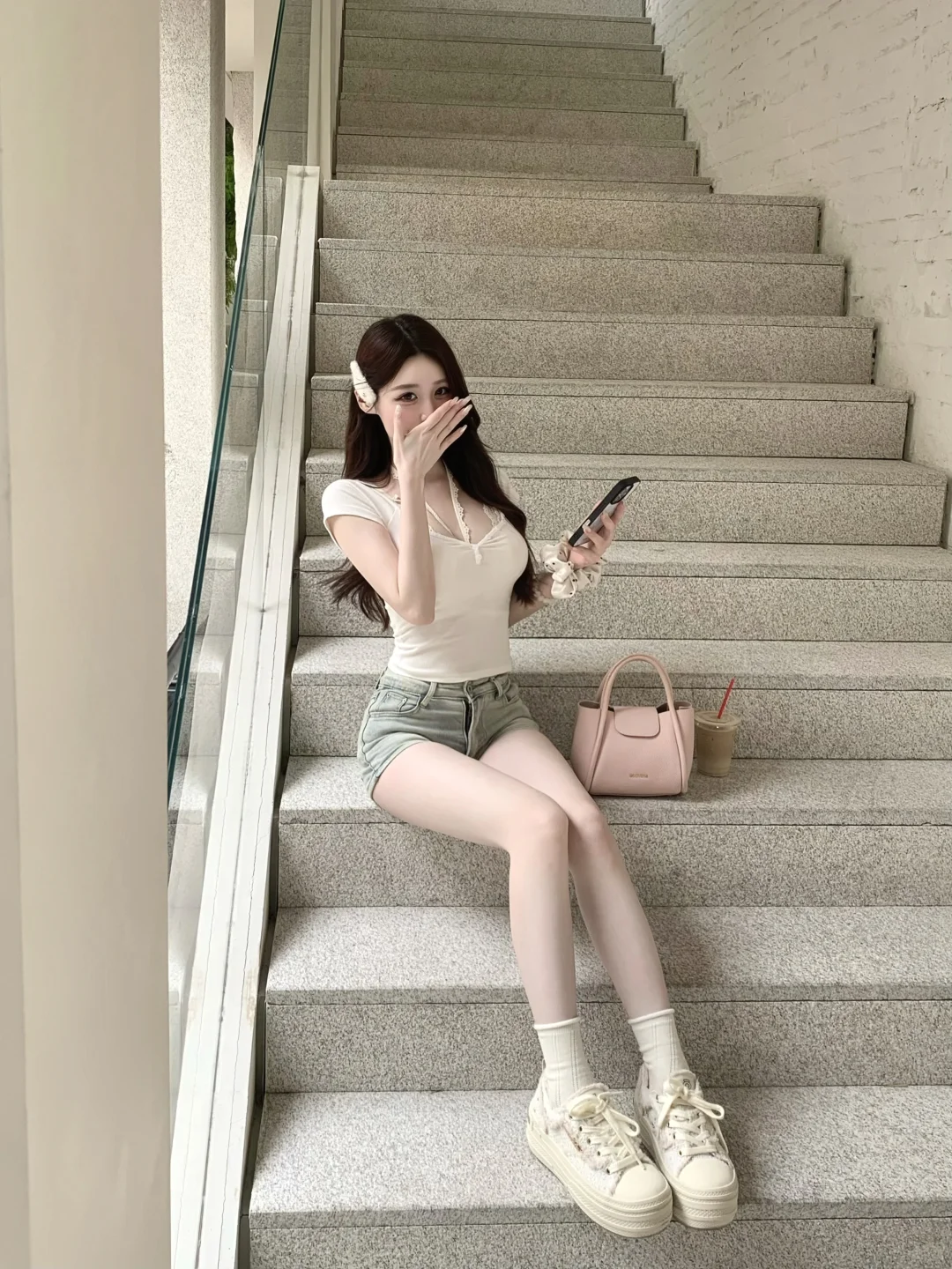 胸小但挑漂亮内搭很会~💰叠穿天菜