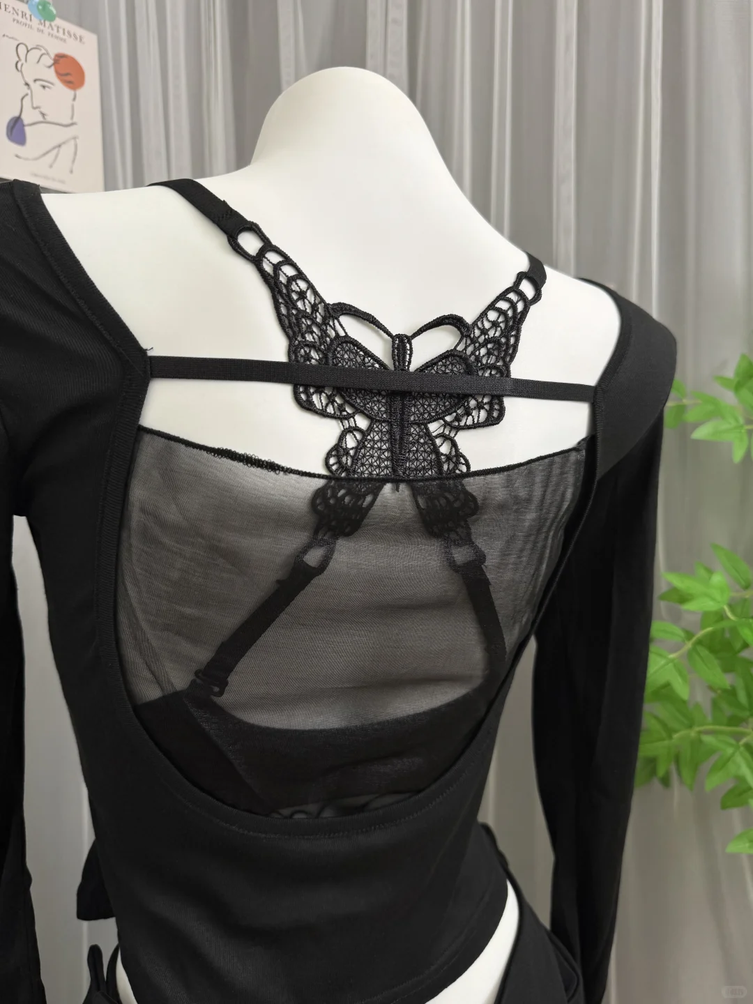 泰权威了！这才是女大该穿的美背bra～