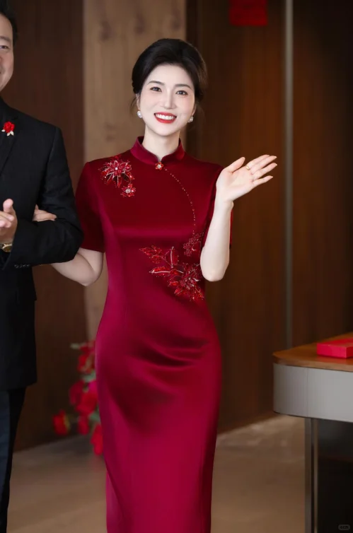 👗国庆婚礼妈妈装攻略！这6套高级又百搭