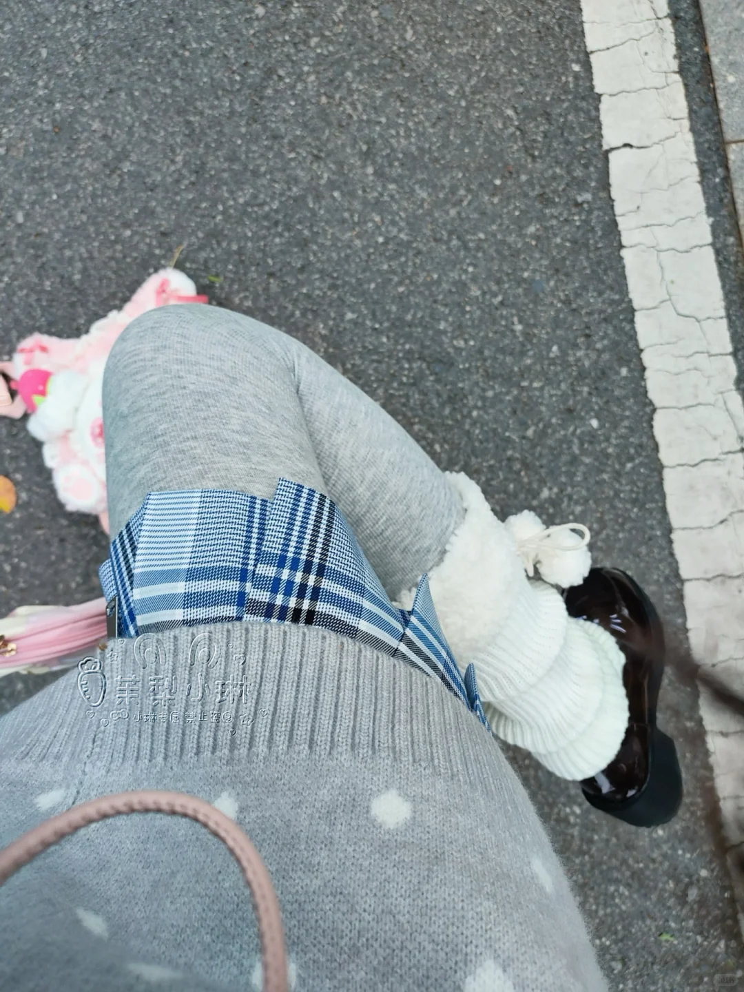 厚灰搭蓝色尊嘟很好看！