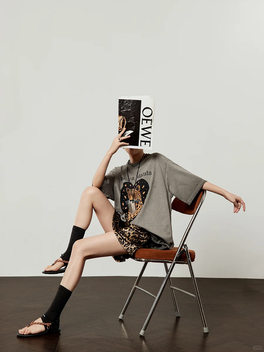 夏季穿搭 | 豹纹印花T恤酷飒十足😎！