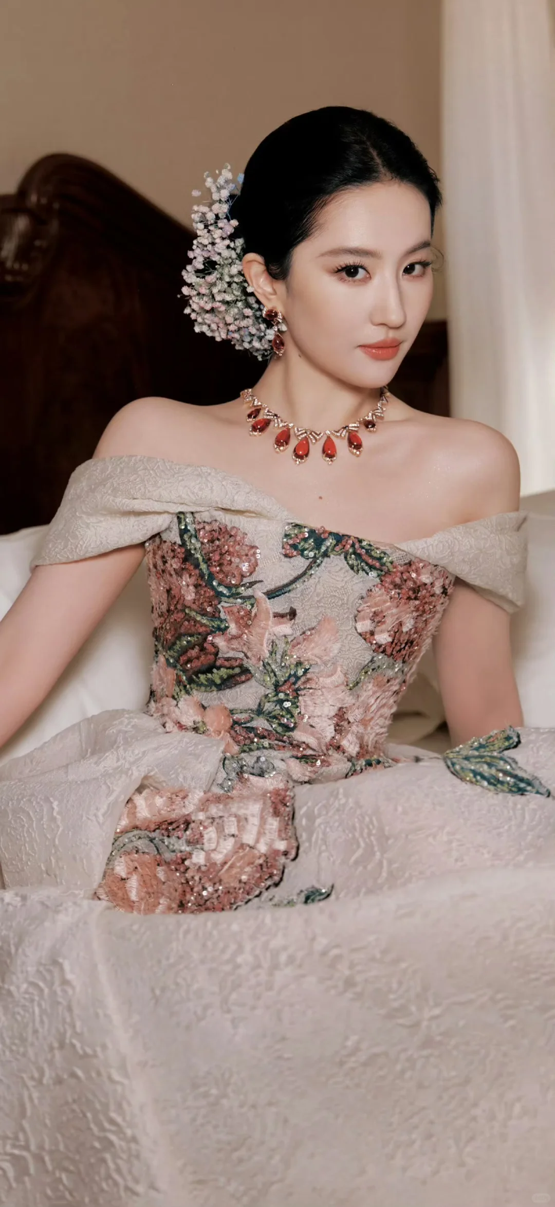 20251029明星壁纸｜【刘亦菲】～