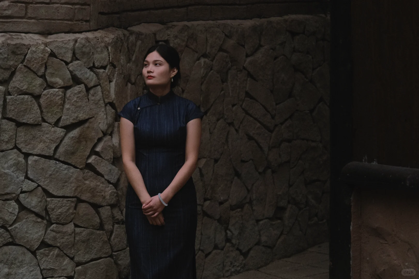 和不愿意擦边的男朋友，一起拍的江夏里旗袍