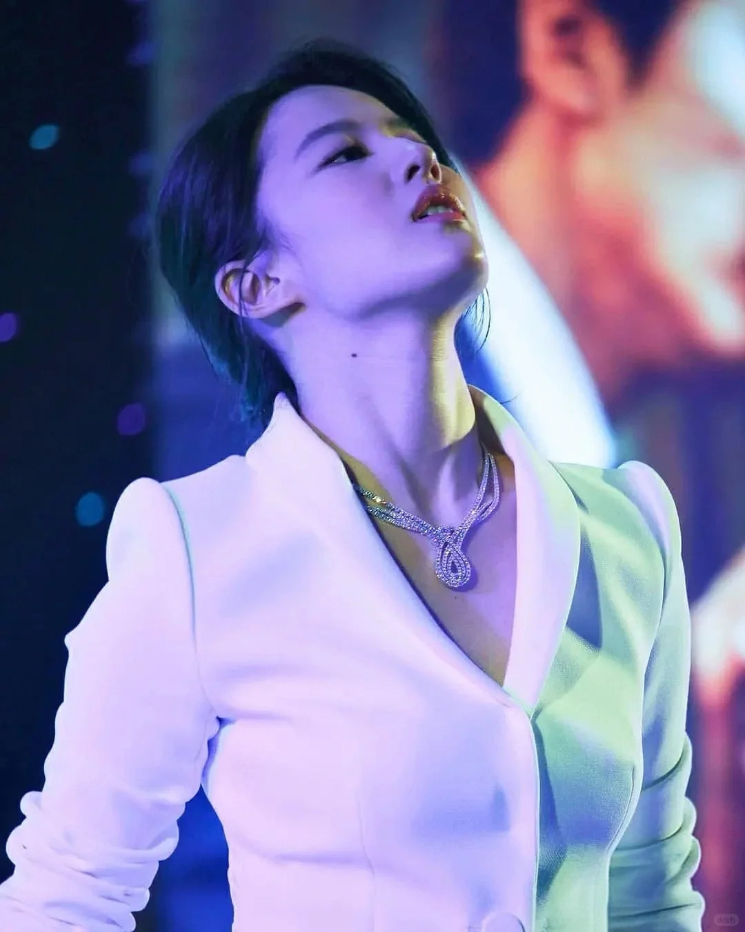 我的天❗️❗️她好魅！！！