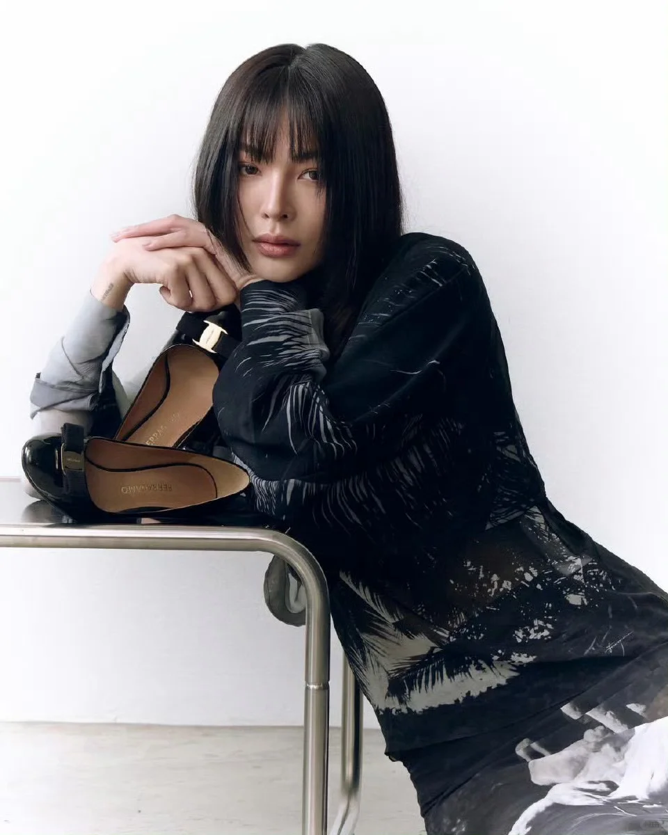 Faye Peraya与Ferragamo 优雅妩媚😍🌻