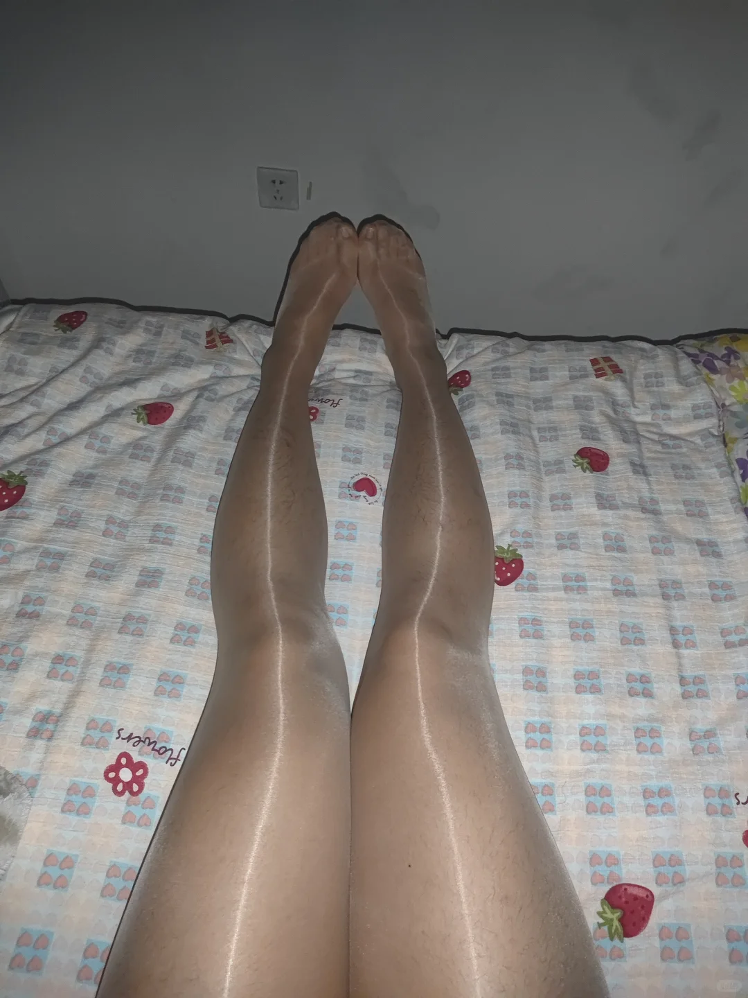 185男生的大码丝袜测评之“未「棱镜」”