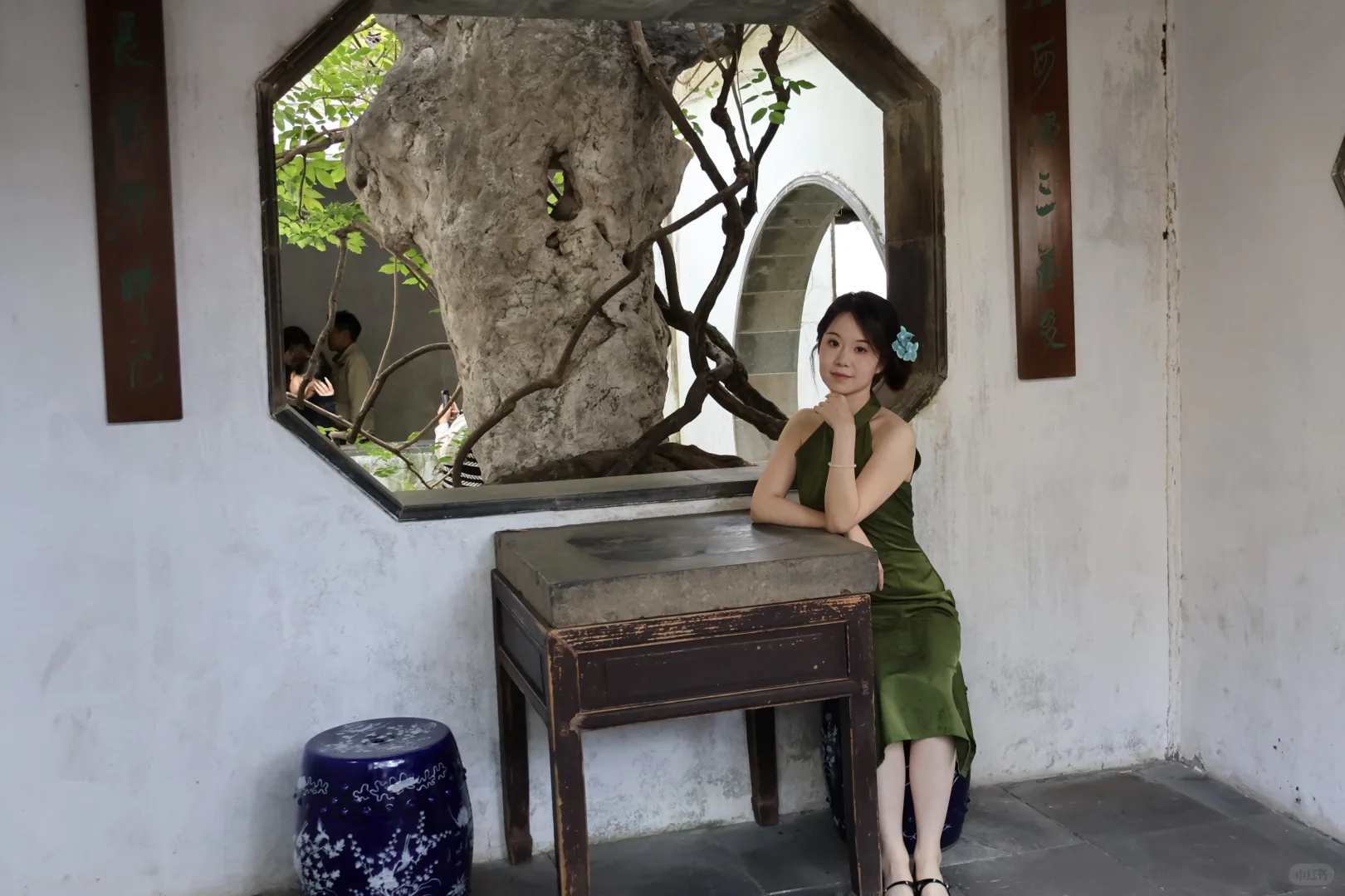 在留园穿旗袍：你将拥有超绝氛围感写真