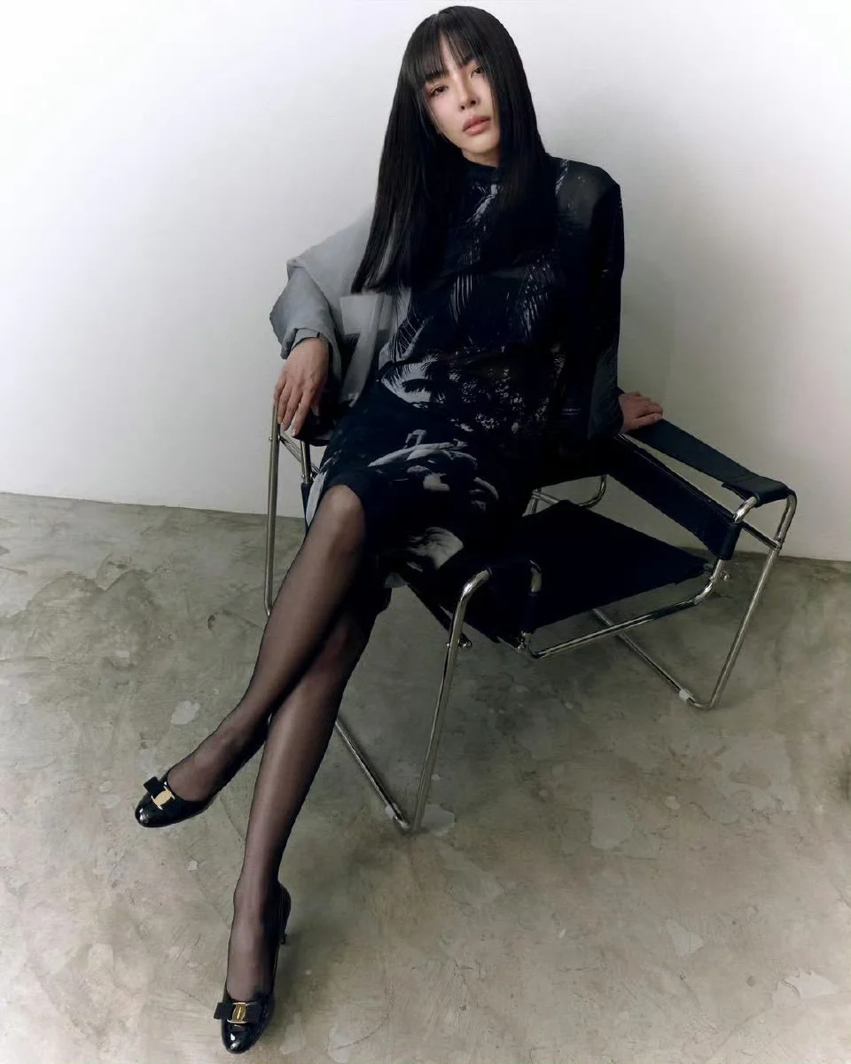 Faye Peraya与Ferragamo 优雅妩媚😍🌻