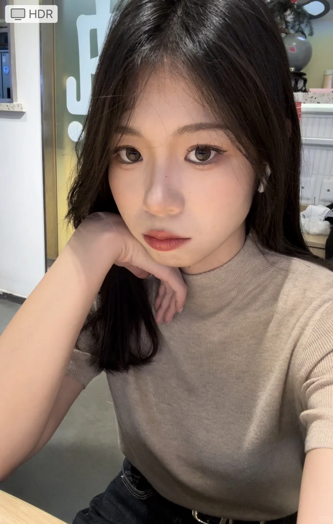 以为是姐感妆面结果是人妻感吗