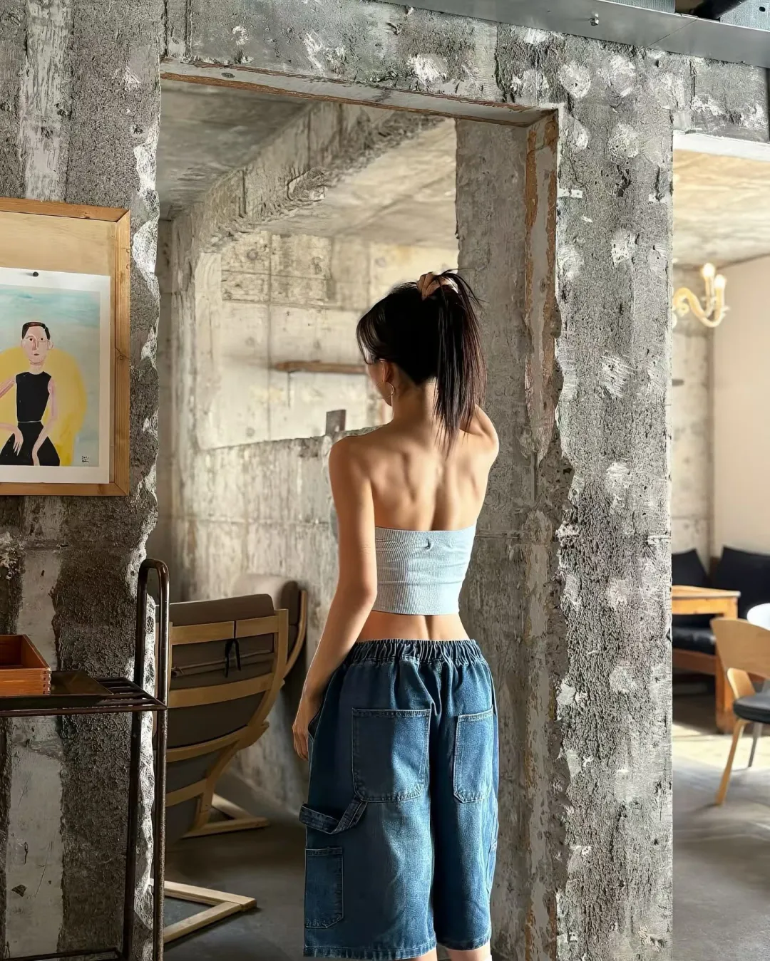 夏天最后的辣妹照