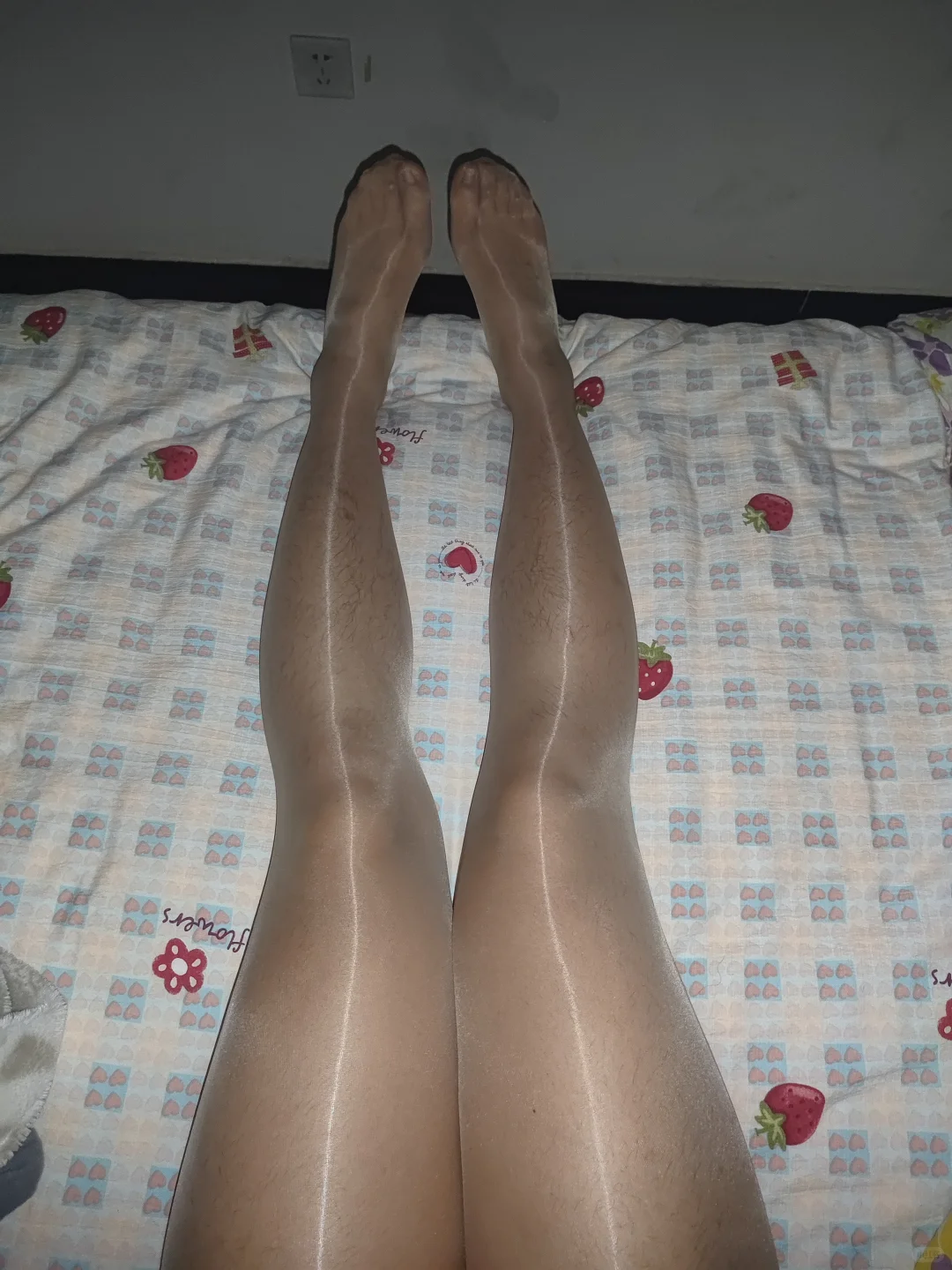 185男生的大码丝袜测评之“未「棱镜」”