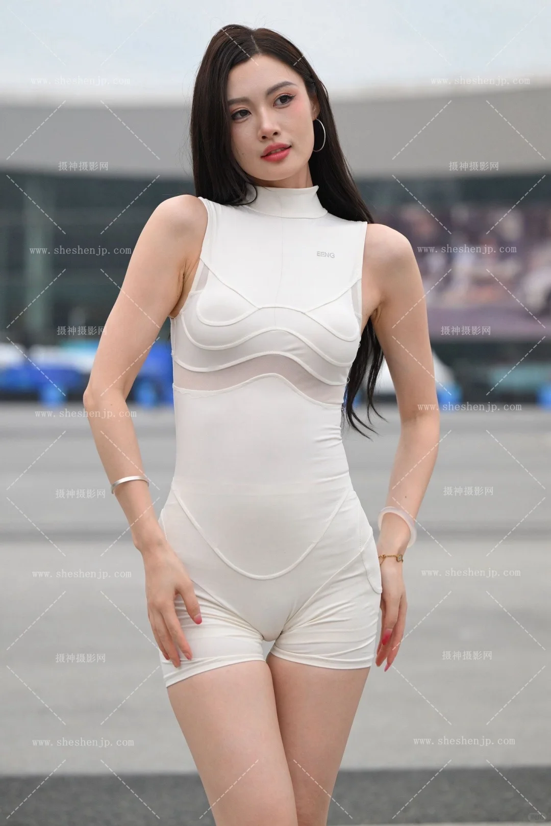 今日份壁纸/美月.