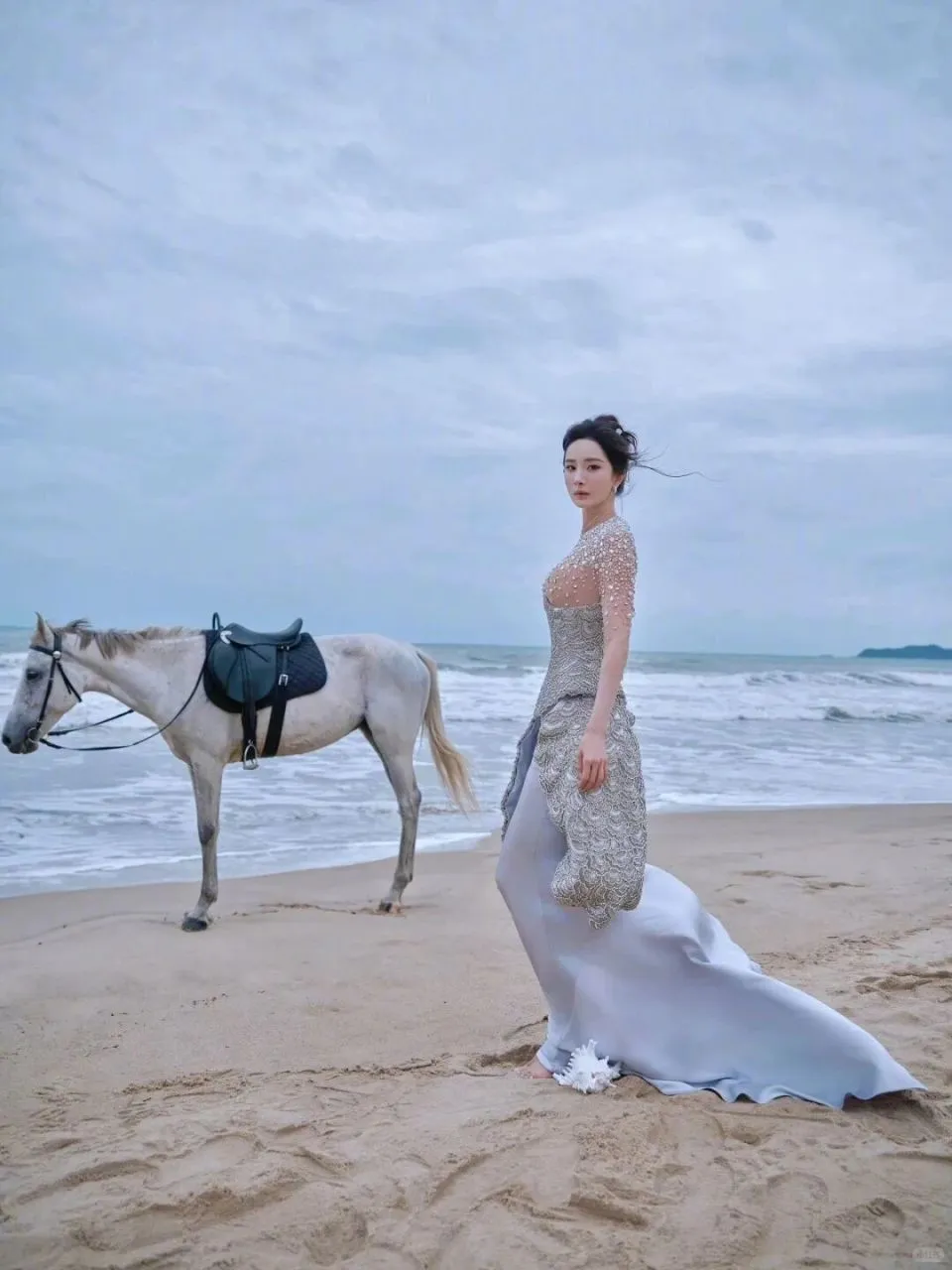 ELLE红毯生图大赏：杨幂、关晓彤、张予曦