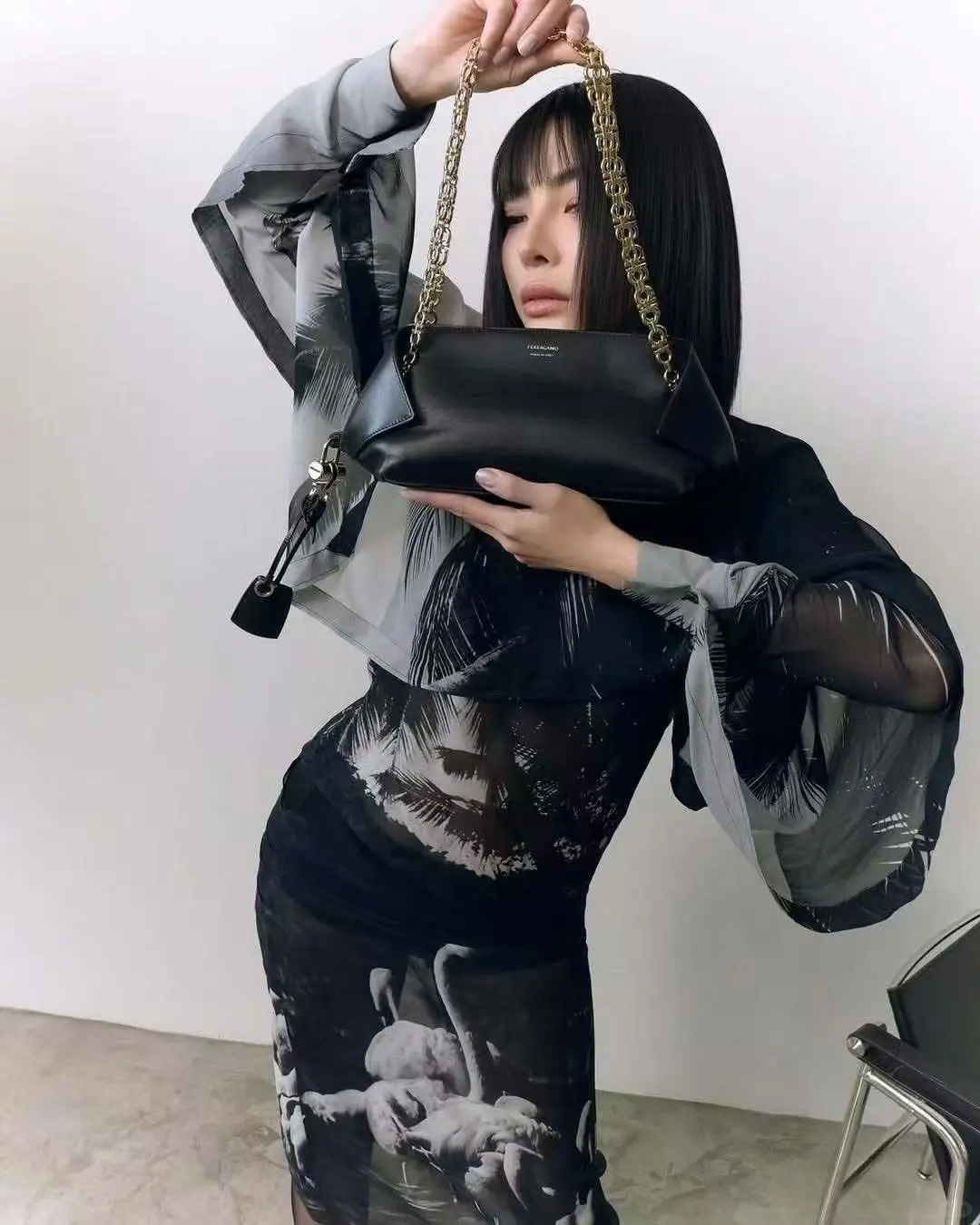 Faye Peraya与Ferragamo 优雅妩媚😍🌻