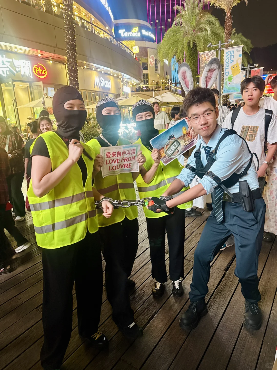 万圣节 海上世界 这个男人真妩媚hh