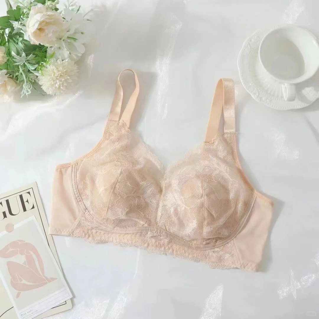 今天是少女的文胸，粉色的✨