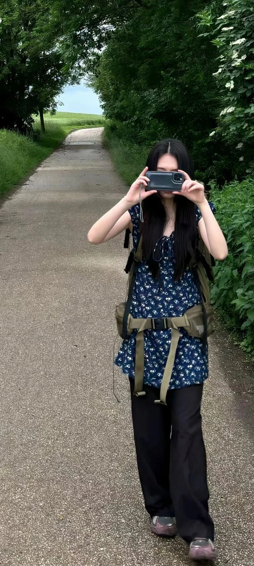 怎么会有这么好看的背影壁纸呀～