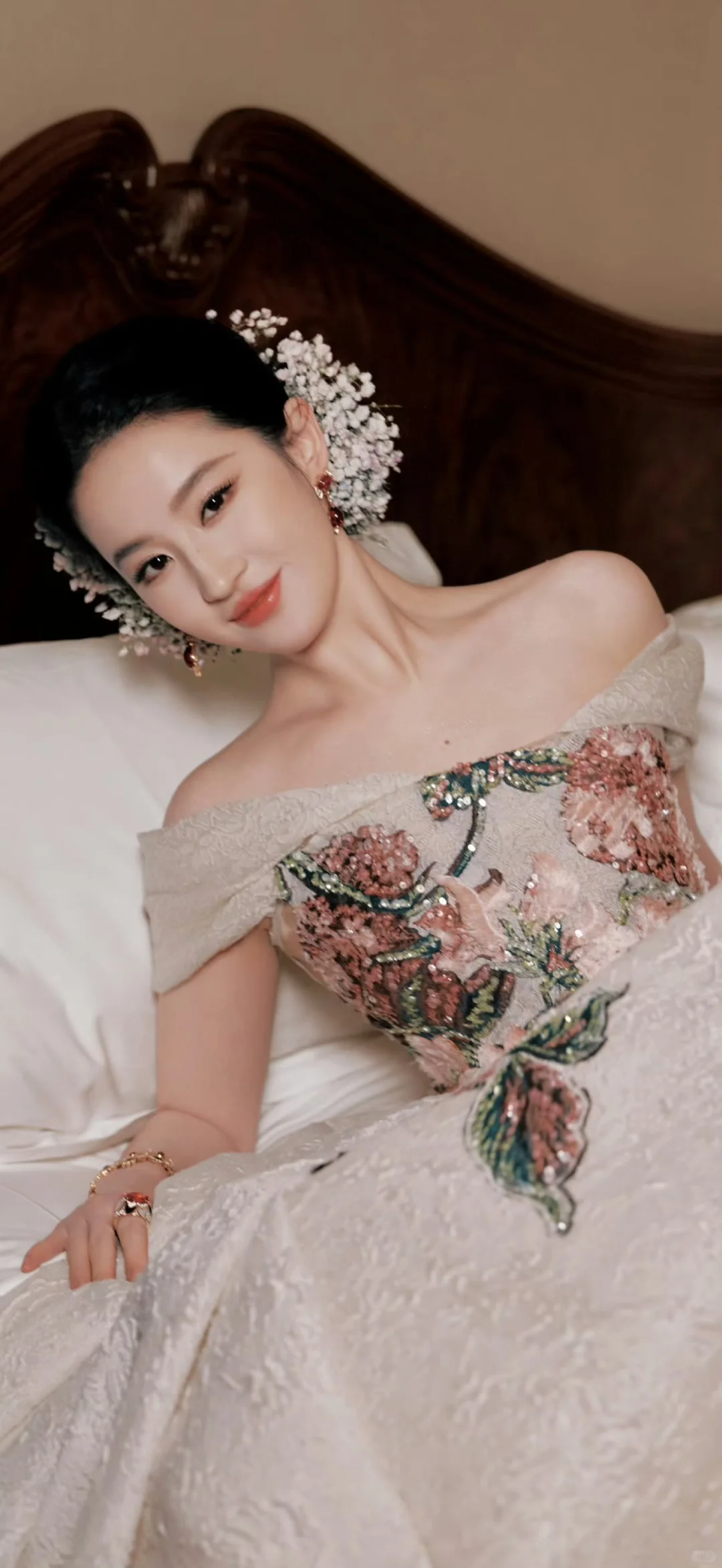 20251029明星壁纸｜【刘亦菲】～