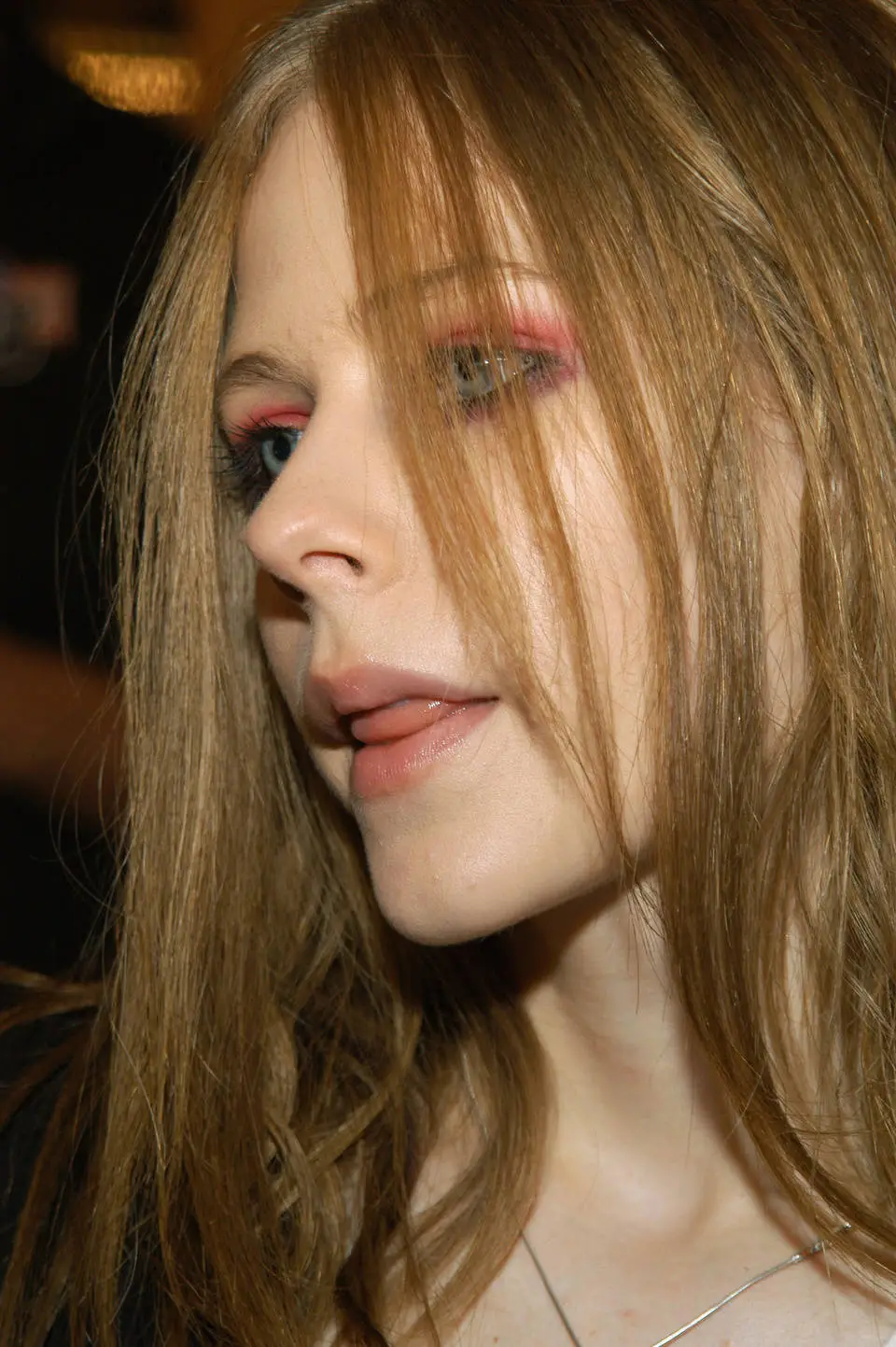 Avril LavigneⅠ鲨鱼般的侧颜