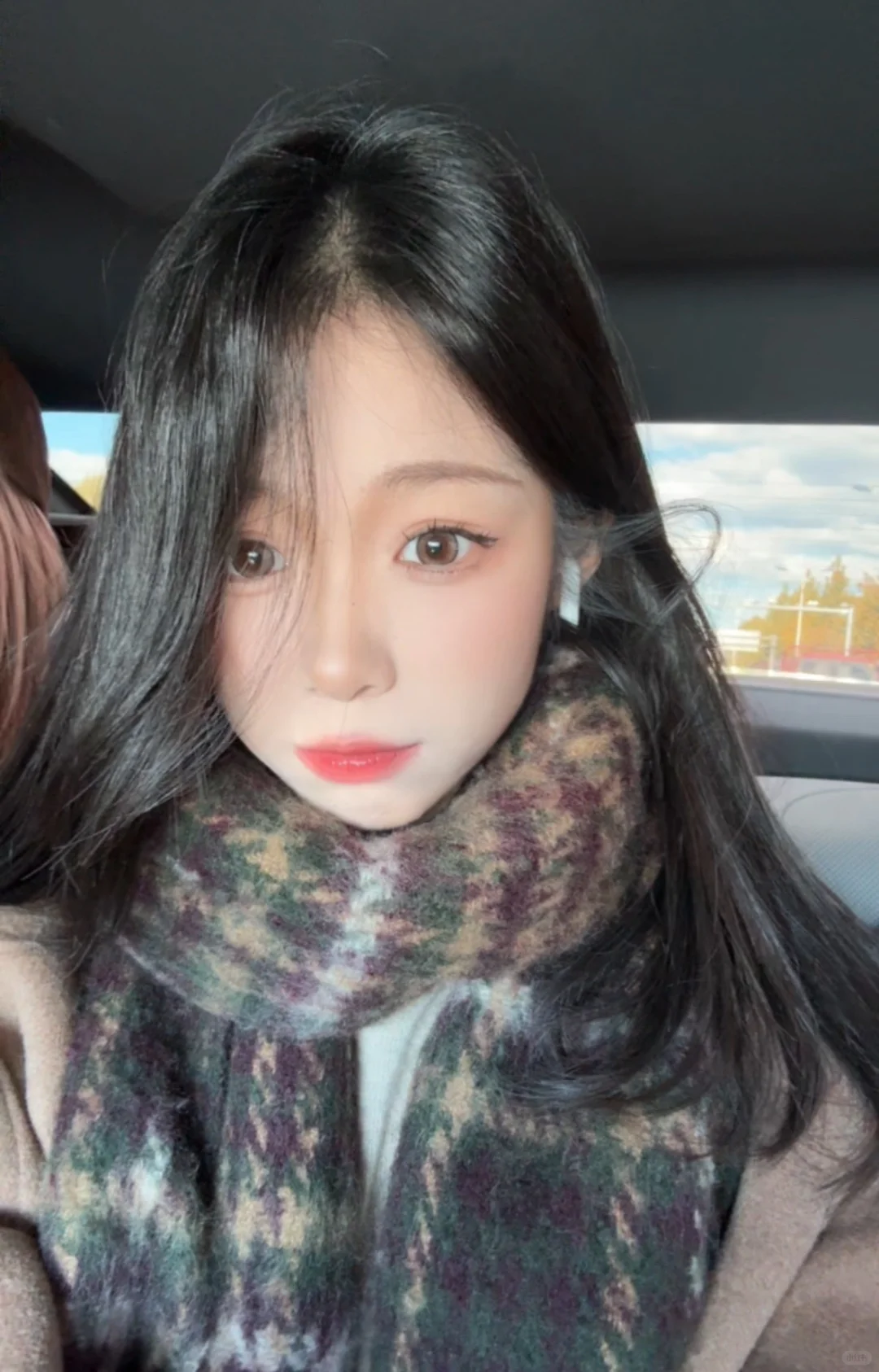 以为是姐感妆面结果是人妻感吗