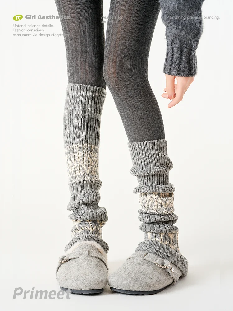 格雷系少女穿搭！费尔岛袜套＋丝袜鲨疯了~