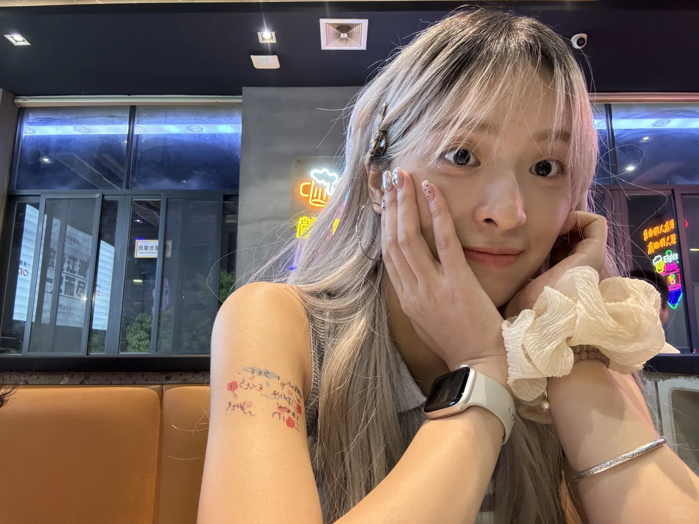 自拍尊嘟好难 🤯 请问到底该如何拍