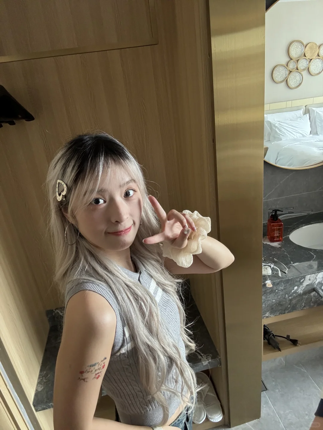 自拍尊嘟好难 🤯 请问到底该如何拍