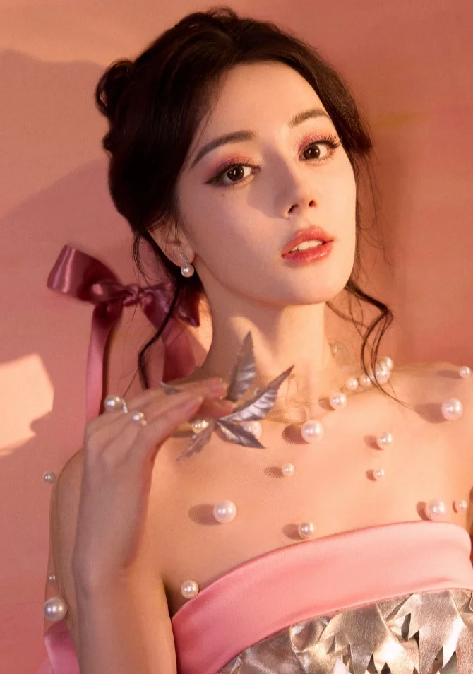 热巴美图分享♪(´▽｀)