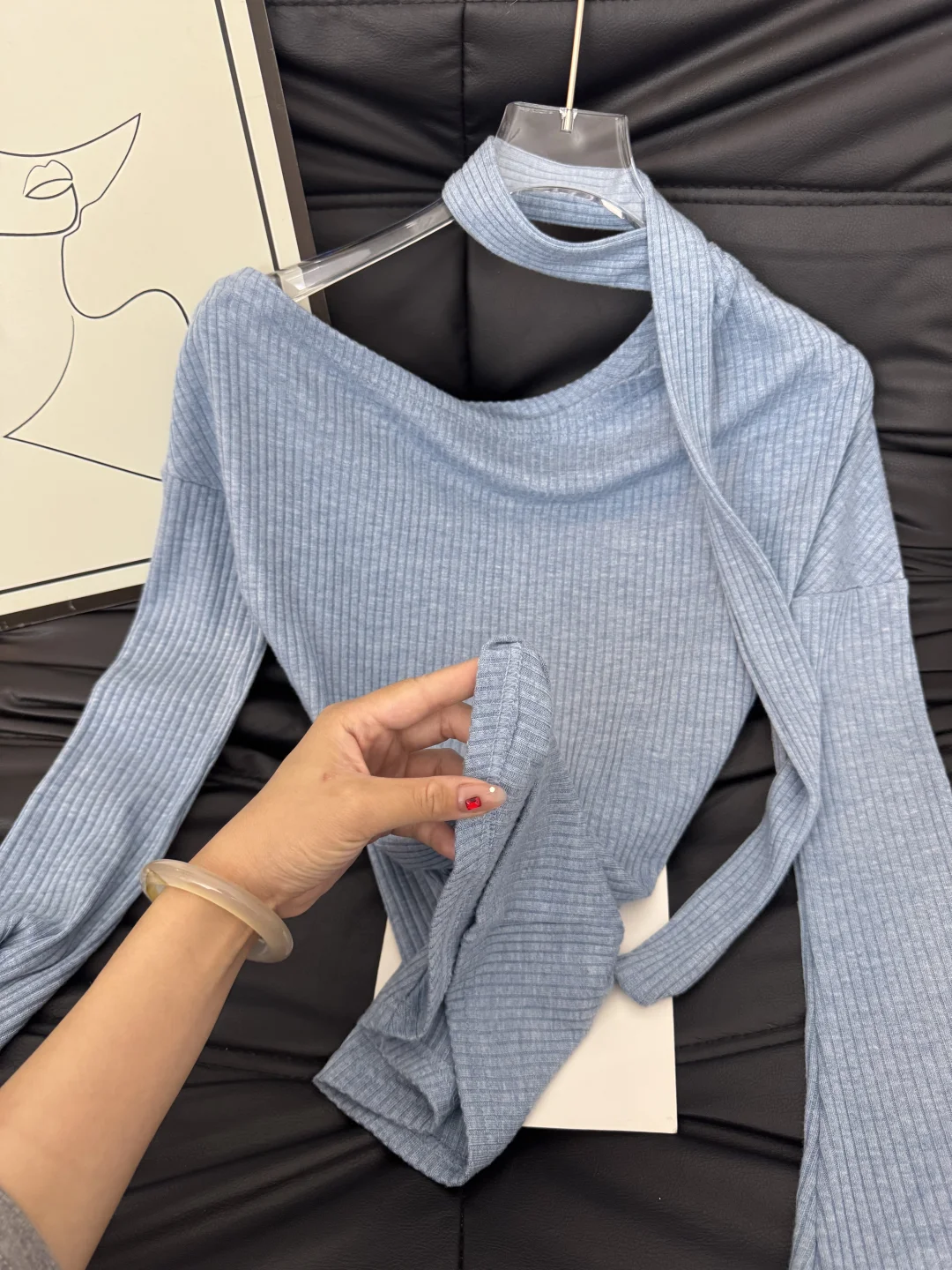 谁懂这件斜肩上衣的含金量啊!!