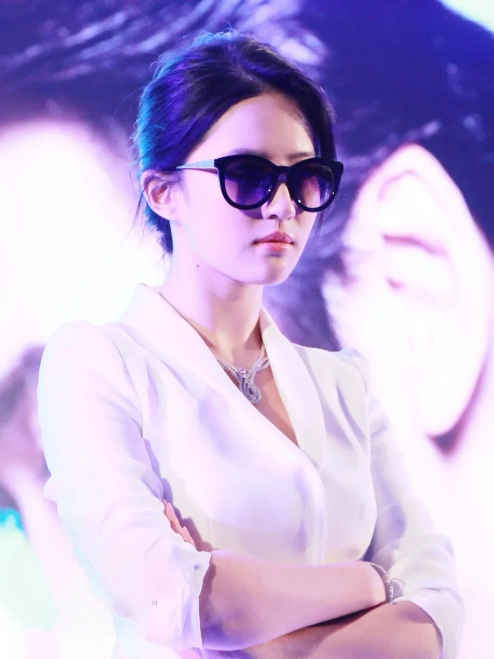 我的天❗️❗️她好魅！！！