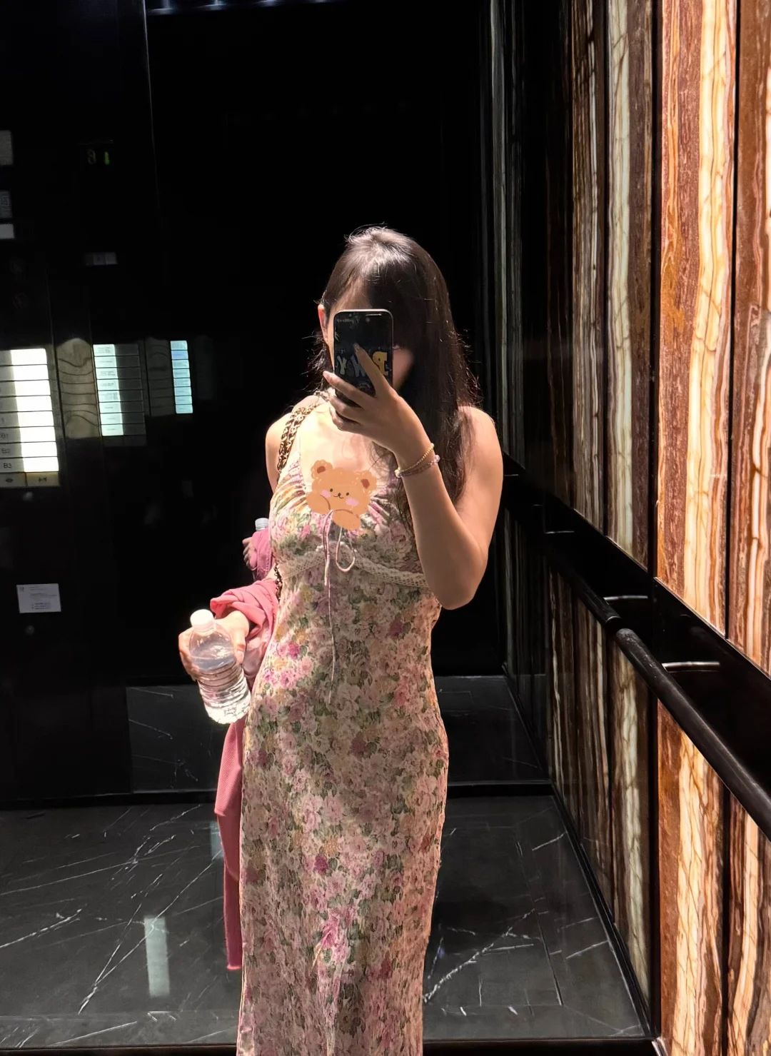 不知道咋形容，胖了2/3斤身材感觉更匀称了😑