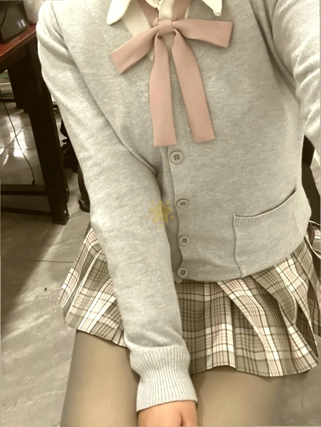 今天是超酷厚灰JK女孩上线啦！