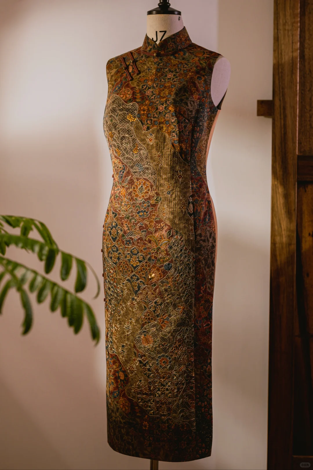 一件定制旗袍上有多少工艺？