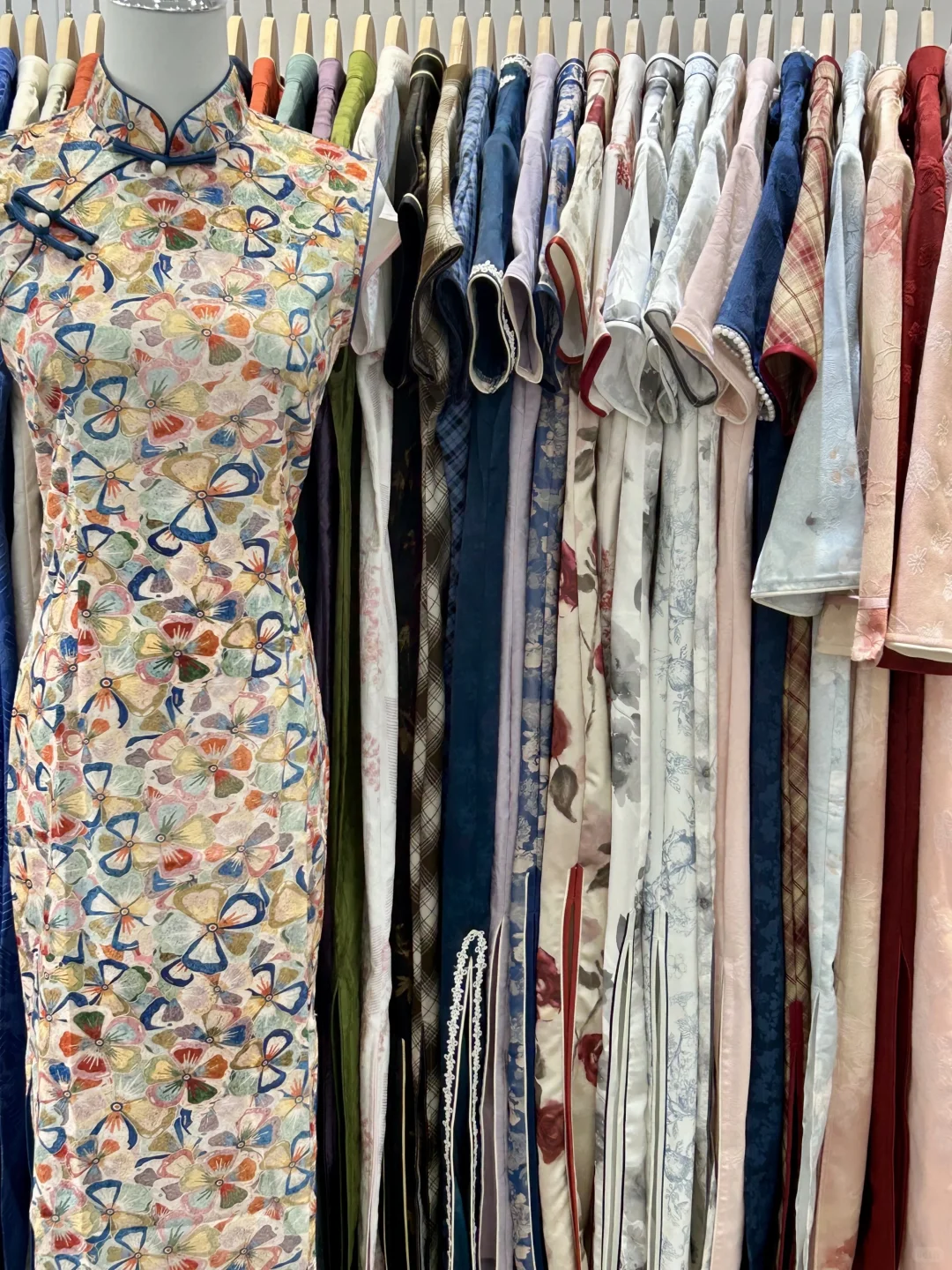 中山孙文西百元旗袍店』买啦3件❗超开心❗