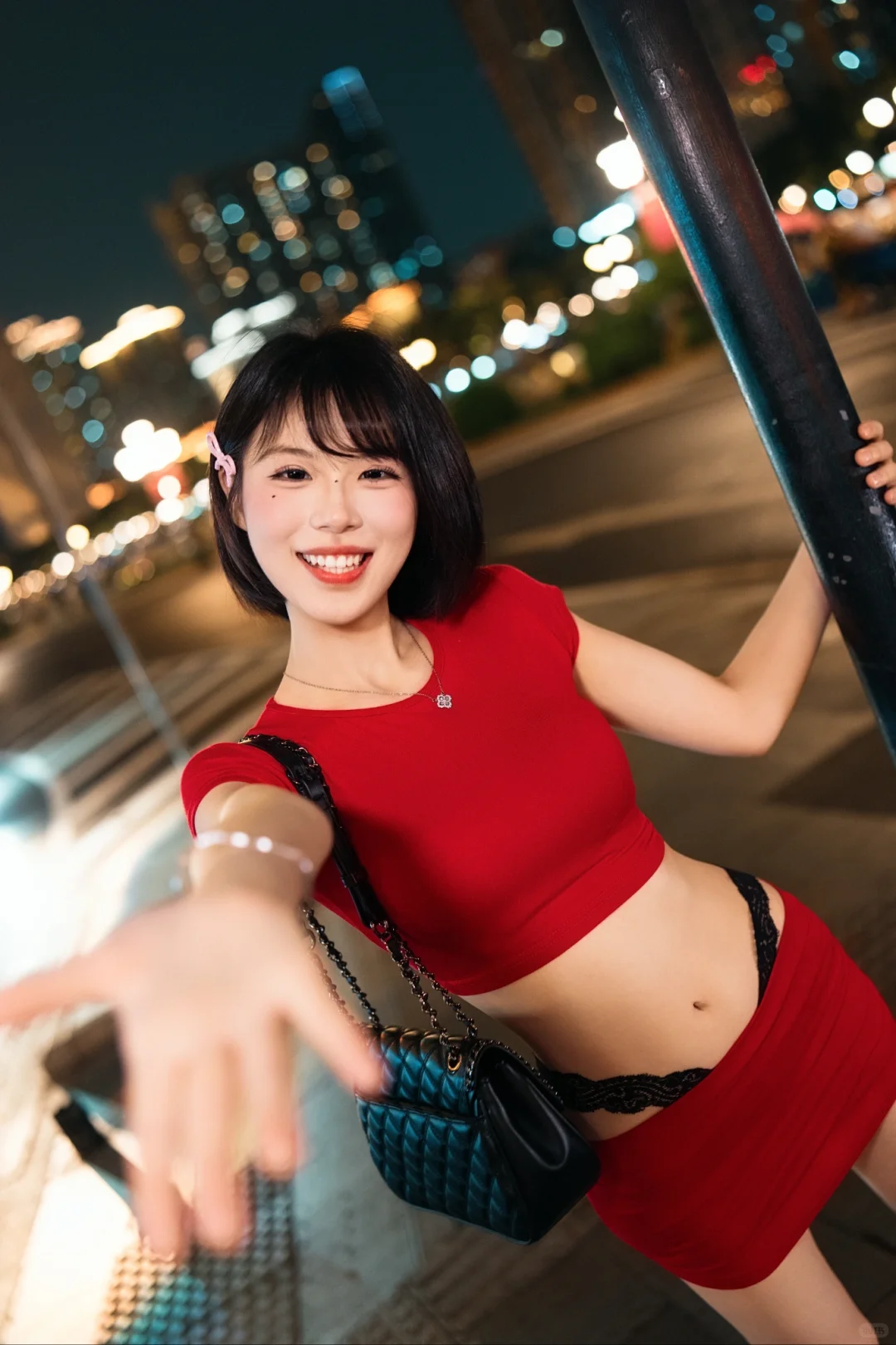 街头红色小辣椒辣妹🔥