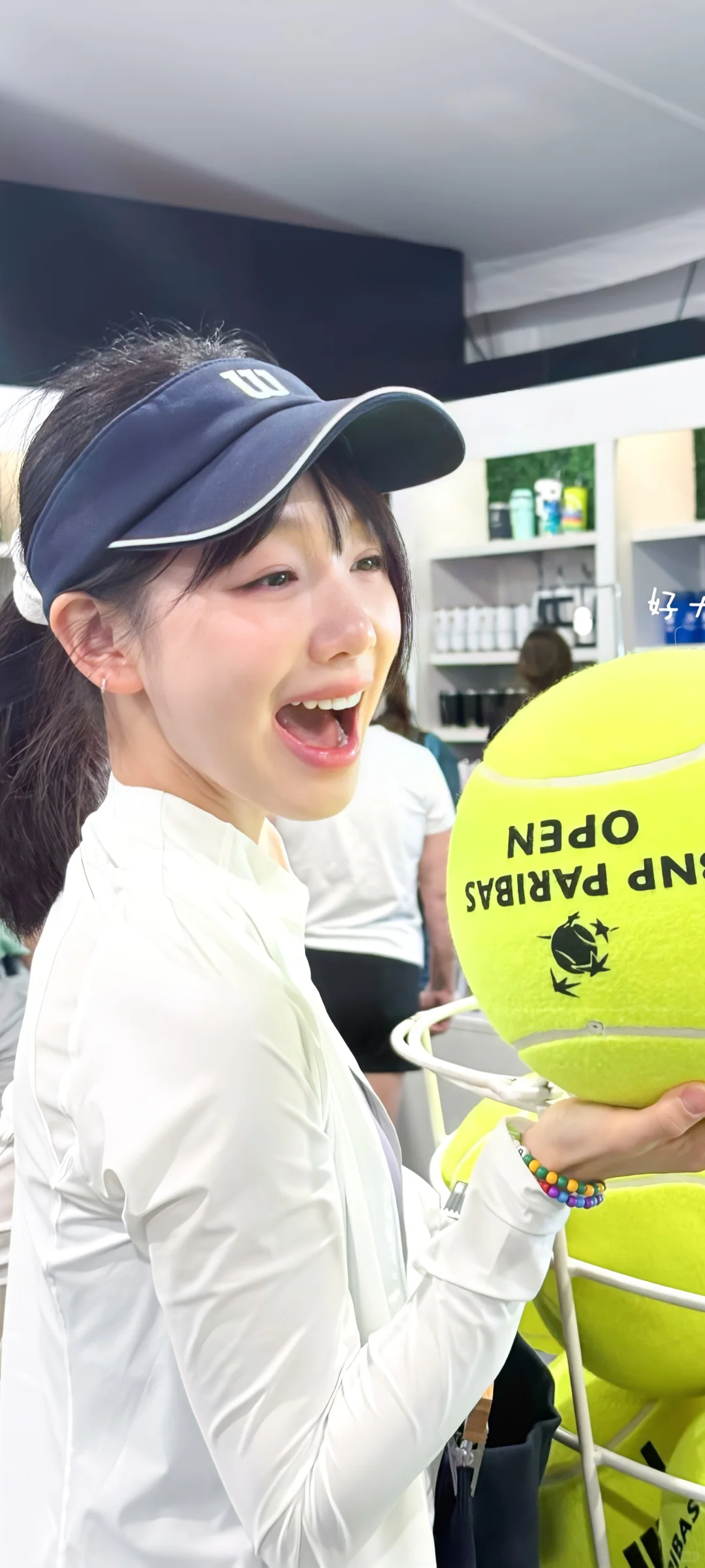 𝗦𝗵𝗮𝗿𝗲｜徐梦洁壁纸